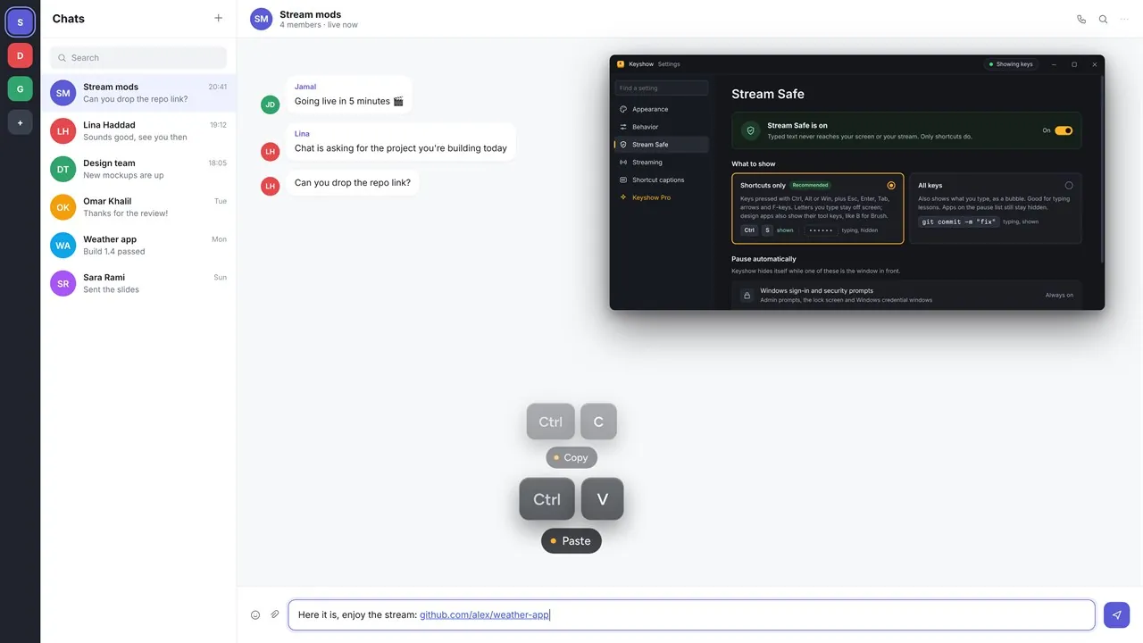 Keyshow Stream Safe mode next to a chat app